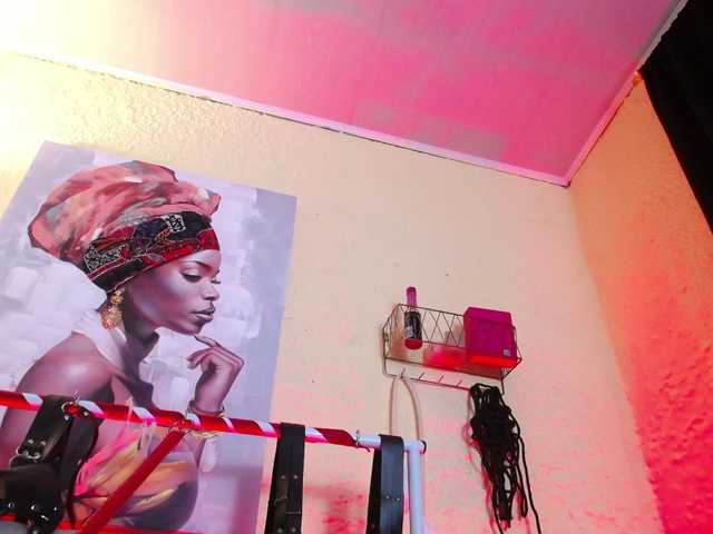 Naty-slavedoll's BongaCams show and profile