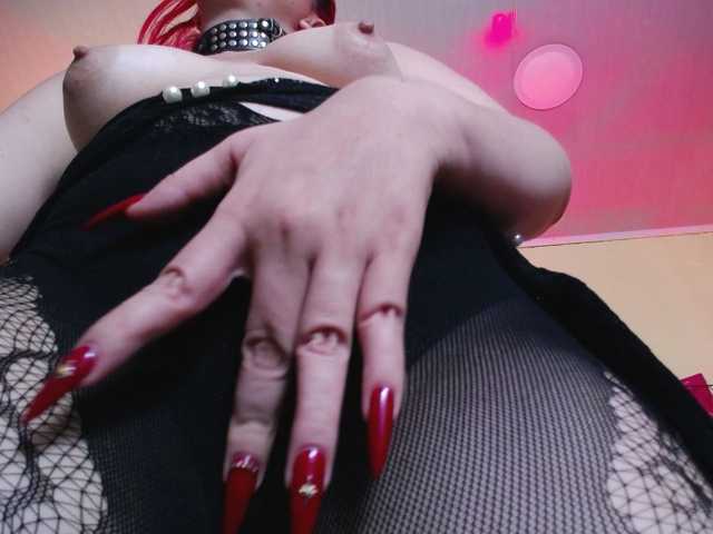 Naty-slavedoll's BongaCams show and profile