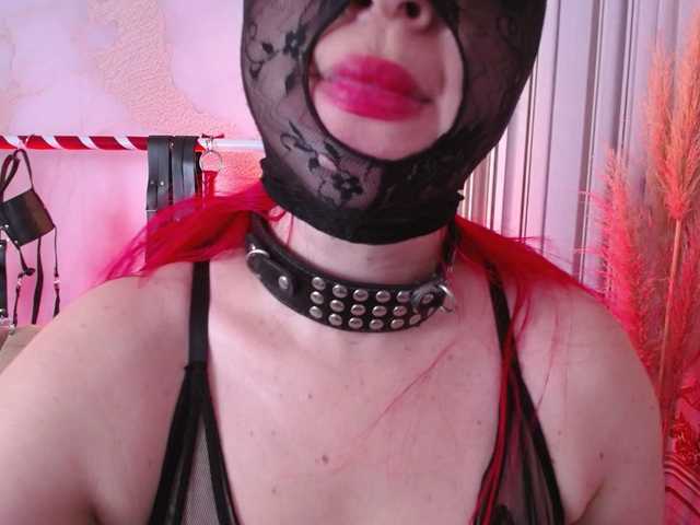 Naty-slavedoll's BongaCams show and profile