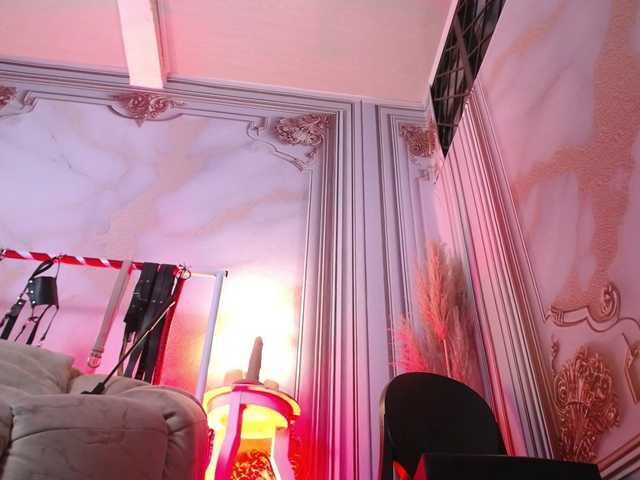 Naty-slavedoll's BongaCams show and profile