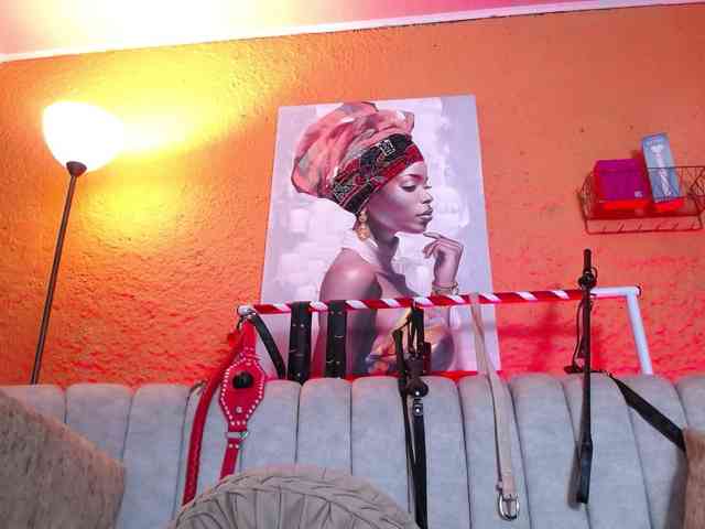 Naty-slavedoll Live Webcam on BongaCams