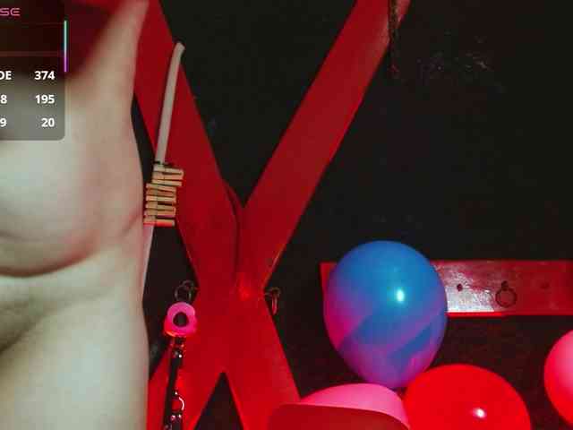 Naty-slavedoll webcam