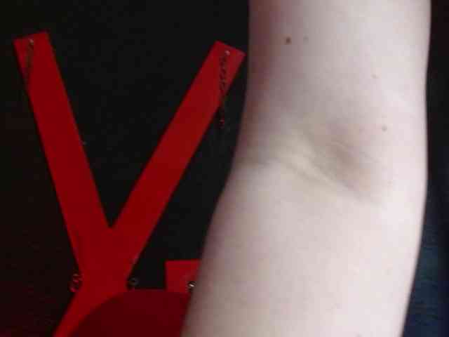 Naty-slavedoll webcam
