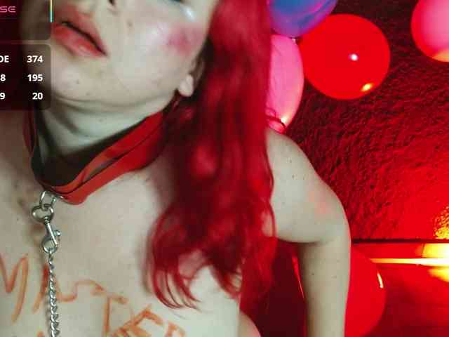 Naty-slavedoll webcam