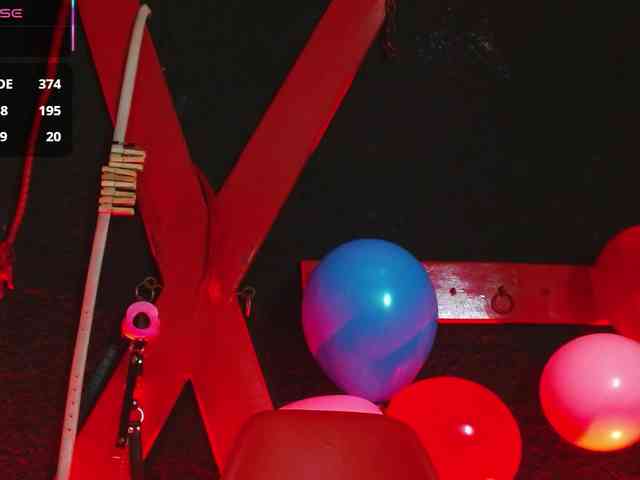 Naty-slavedoll webcam