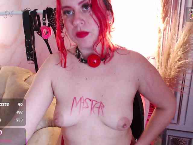 Naty-slavedoll webcam