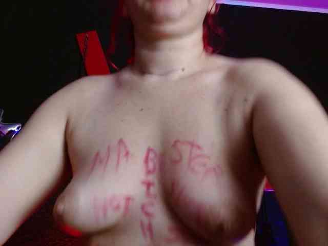 Naty-slavedoll webcam