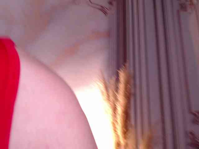 Naty-slavedoll webcam