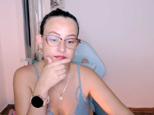 maryline-w's BongaCams show and profile