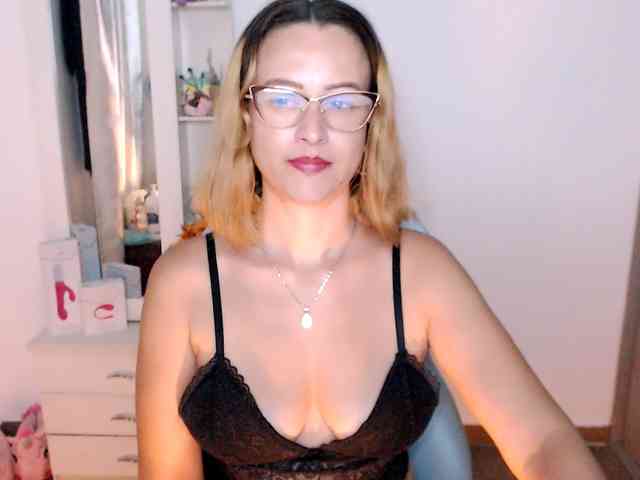 maryline-w webcam