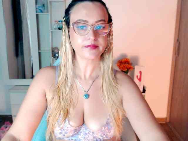 maryline-w webcam
