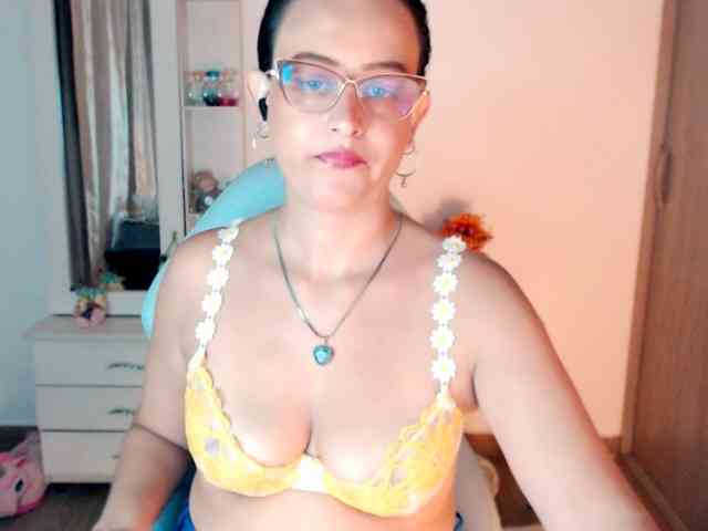 maryline-w webcam