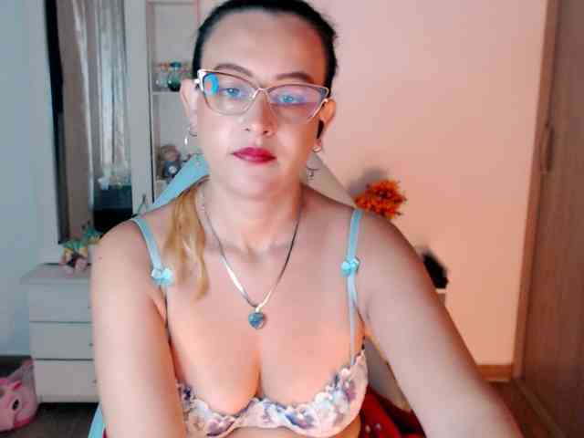 maryline-w webcam