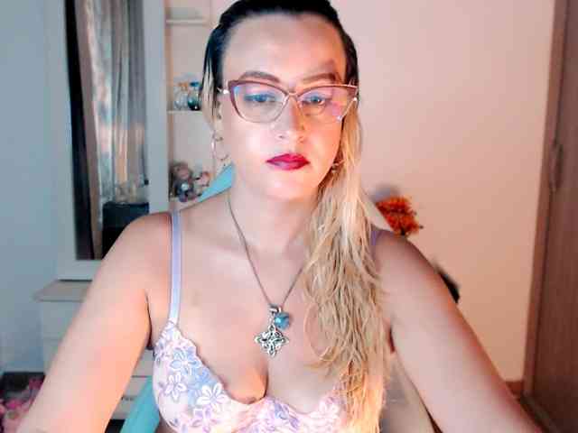 maryline-w webcam