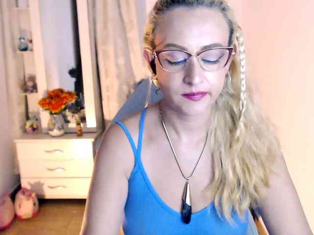 maryline-w webcam