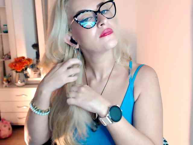 maryline-w webcam