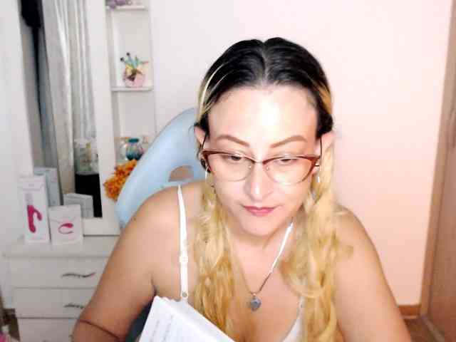 maryline-w webcam
