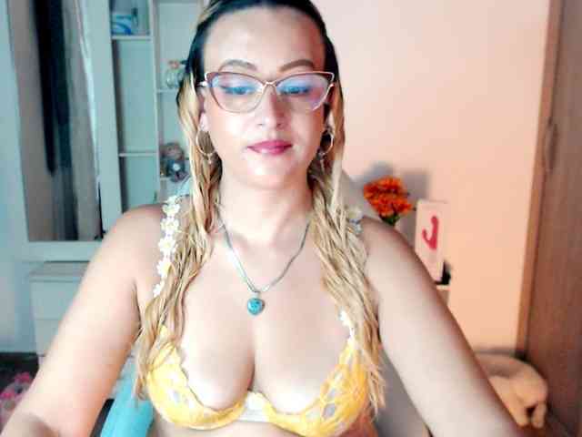 maryline-w webcam