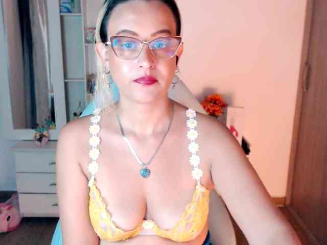 maryline-w webcam