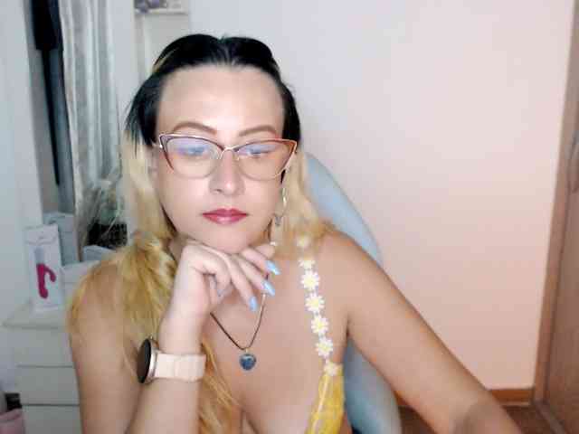 maryline-w webcam