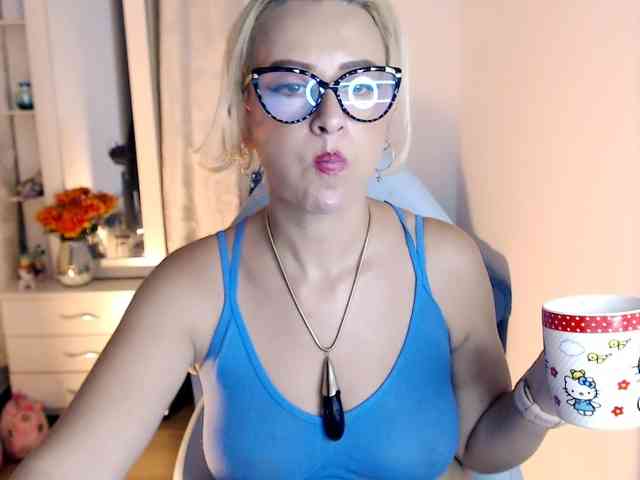 maryline-w webcam