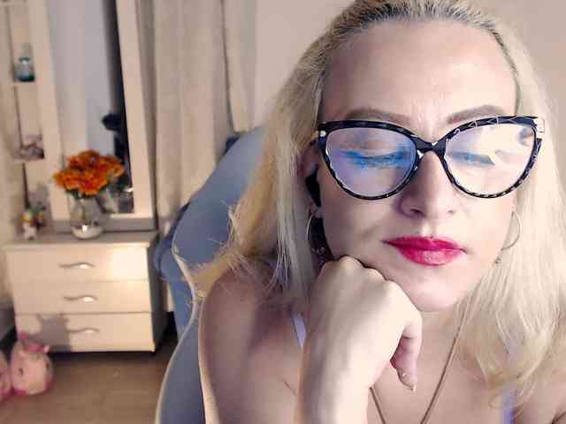 maryline-w webcam