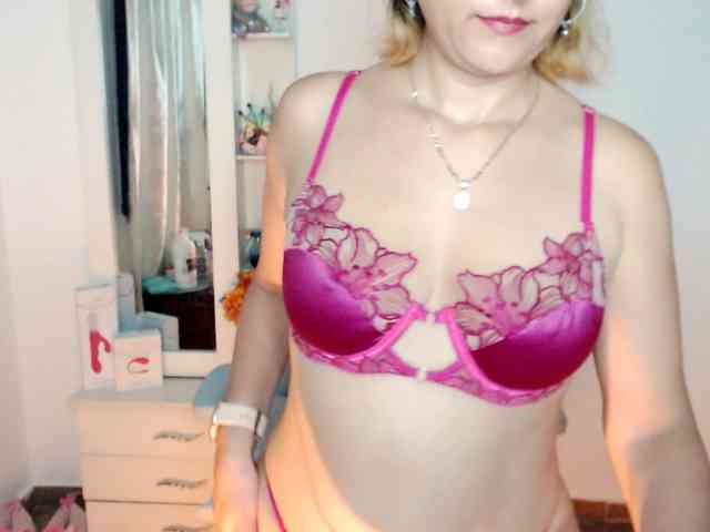 maryline-w webcam