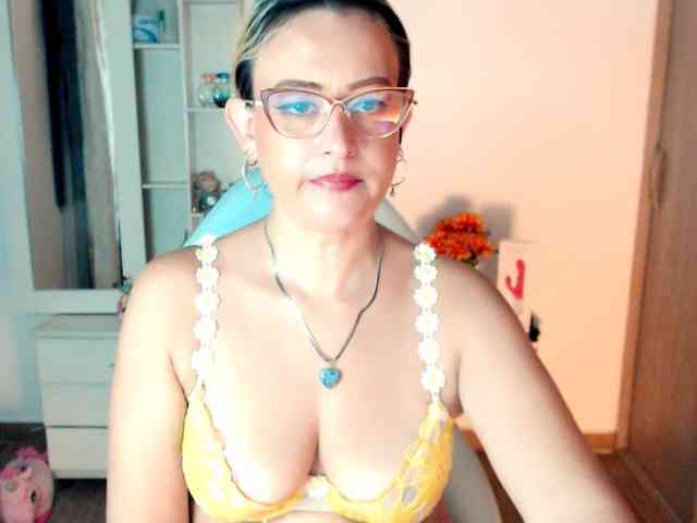 maryline-w webcam
