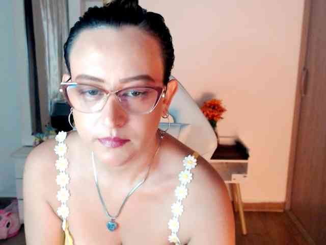 maryline-w webcam