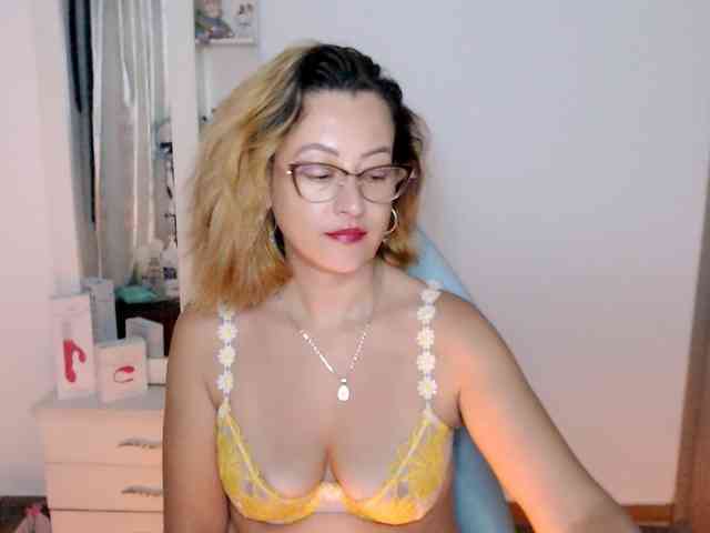 maryline-w webcam