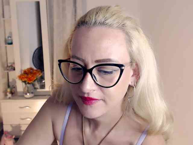 maryline-w webcam