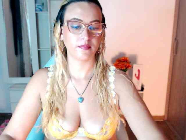 maryline-w webcam