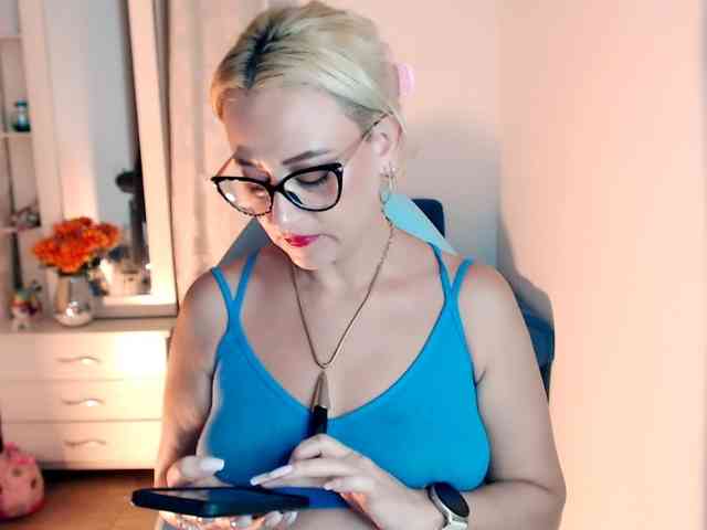 maryline-w webcam