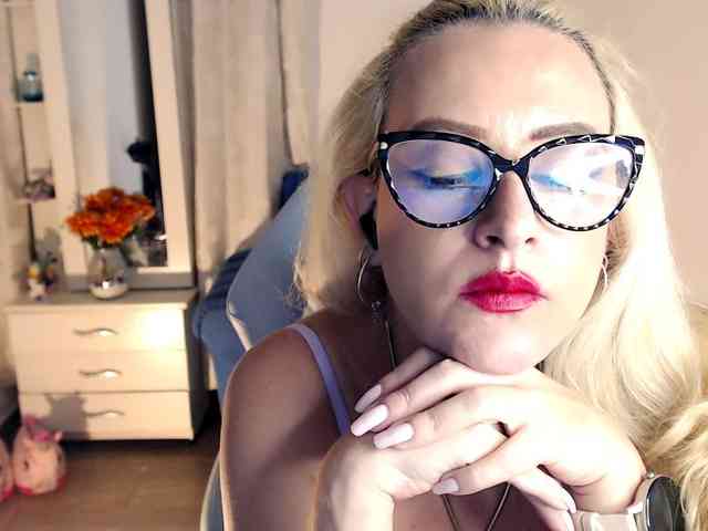maryline-w webcam