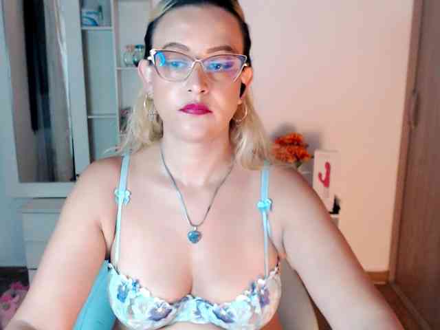 maryline-w webcam