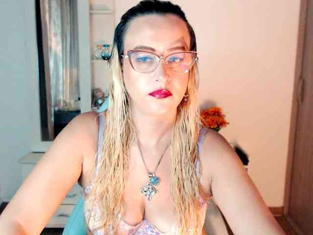 maryline-w webcam