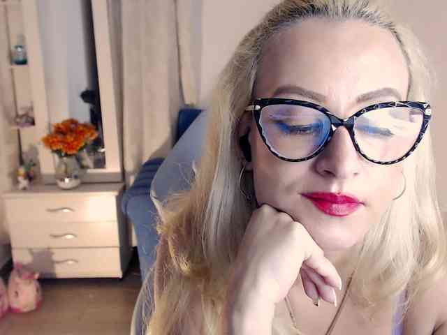 maryline-w webcam