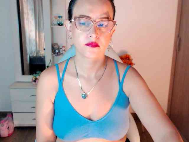 maryline-w webcam