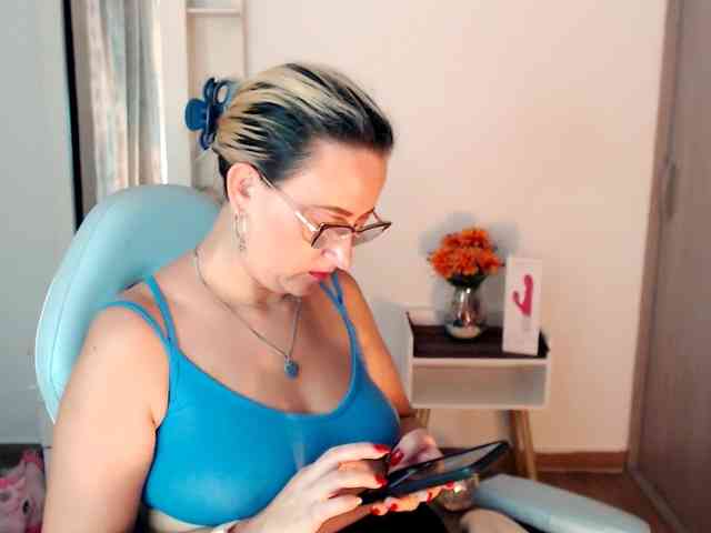 maryline-w webcam