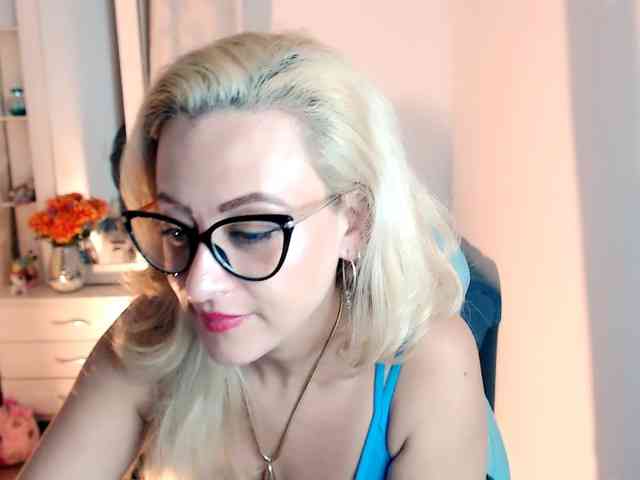 maryline-w webcam