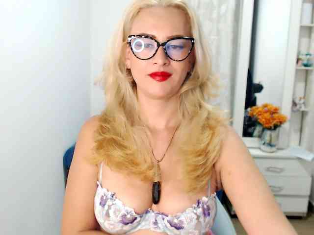maryline-w webcam