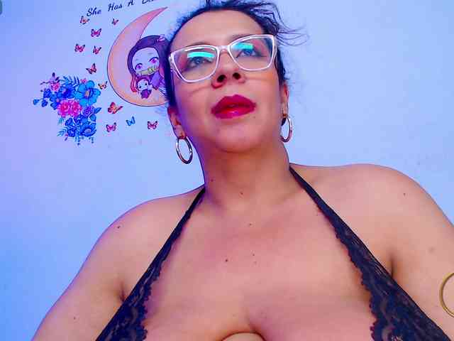 lyalatin4 webcam