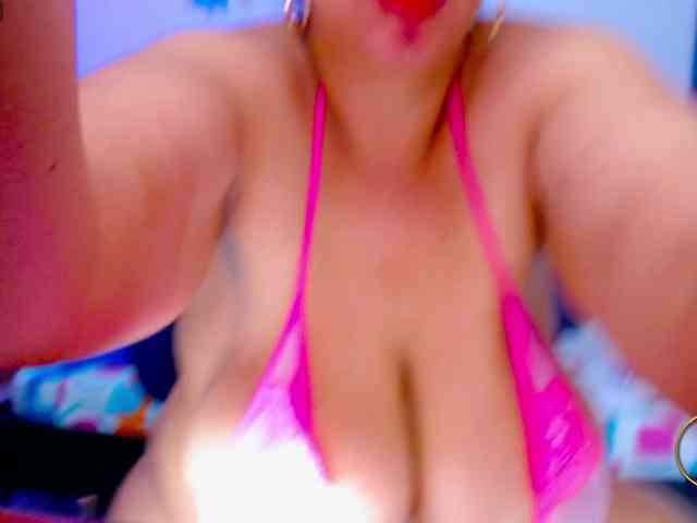lyalatin4 webcam