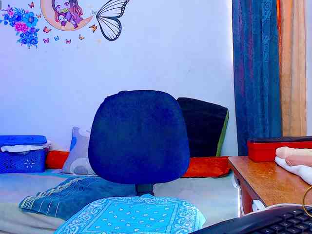 lyalatin4 webcam