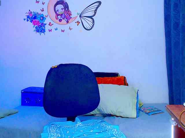 lyalatin4 webcam