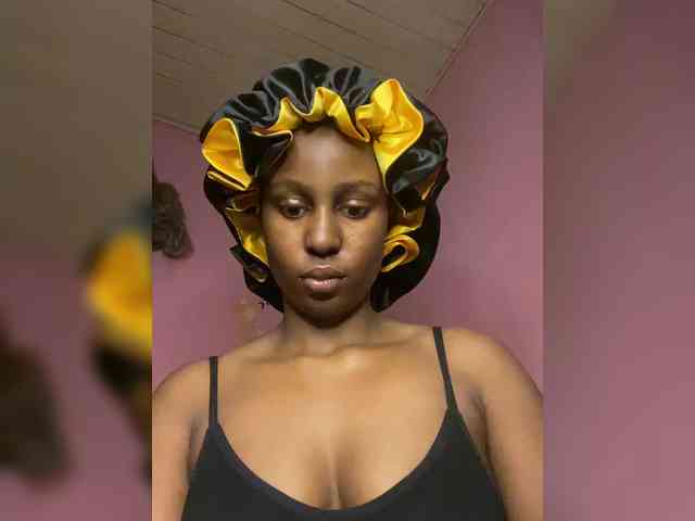 Caramel_ webcam