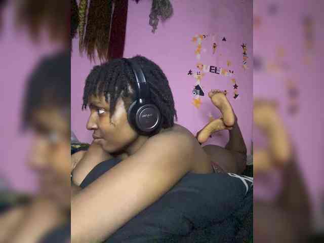 Caramel_ webcam