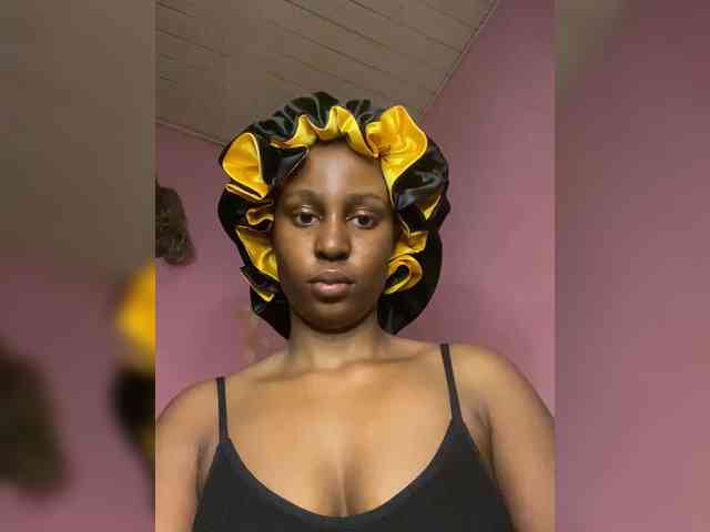 Caramel_ webcam