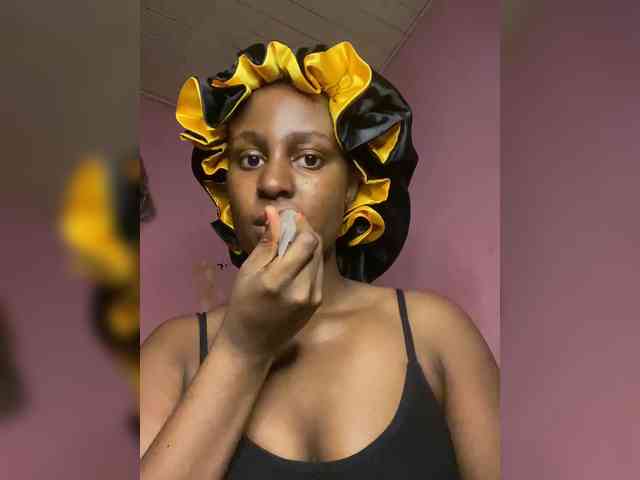 Caramel_ webcam