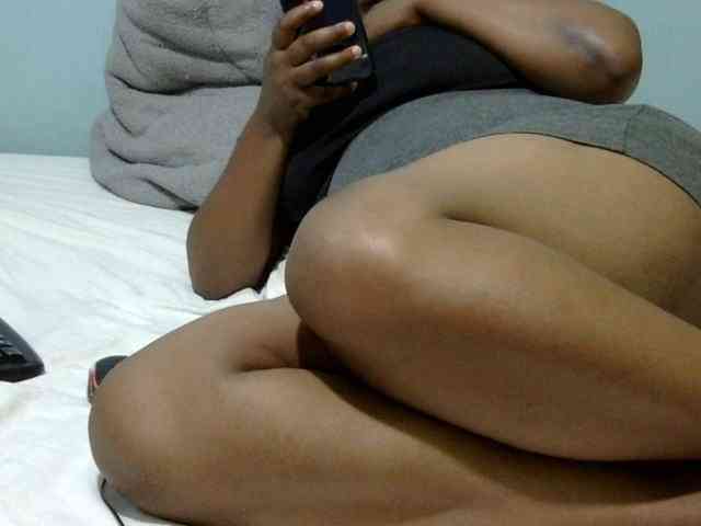 Petitetessy3 webcam